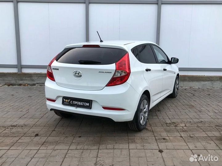 Hyundai Solaris 1.4 AT, 2015, 41 902 км