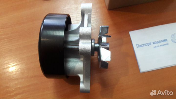 Помпа Geely Emgrand EC-7 Lifan X60 Solano 1.8