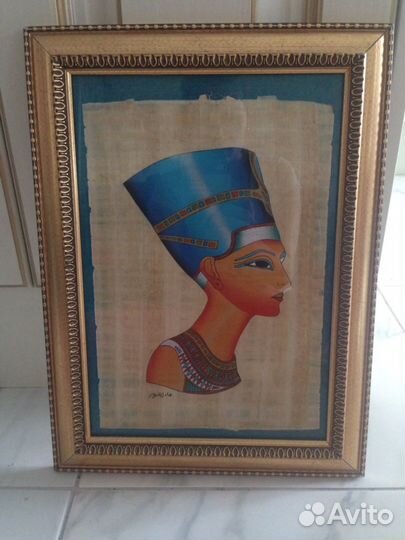 Картина Нефертити из папируса