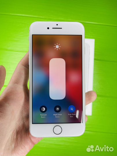 iPhone 8 64gb white(идеал)