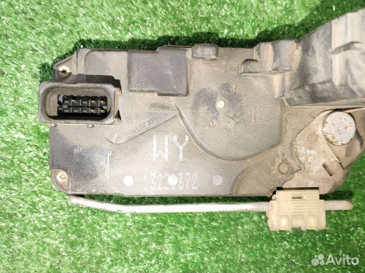 Замок задний правой двери opel astra h