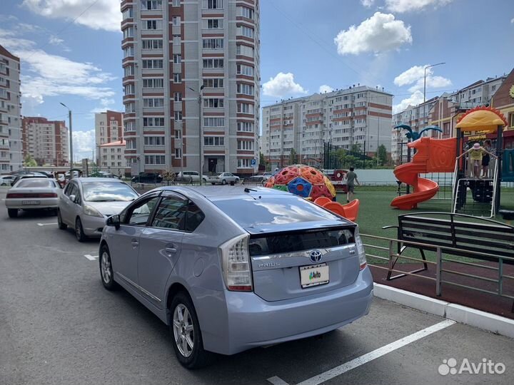 Toyota Prius 1.8 AT, 2011, 158 000 км