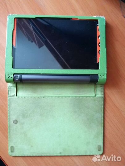Планшет Lenovo yoga tab 3