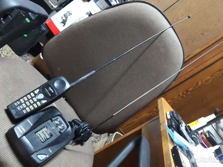 Радиотелефон Sanyo CLT-V121RU Дальнобойный Граббер