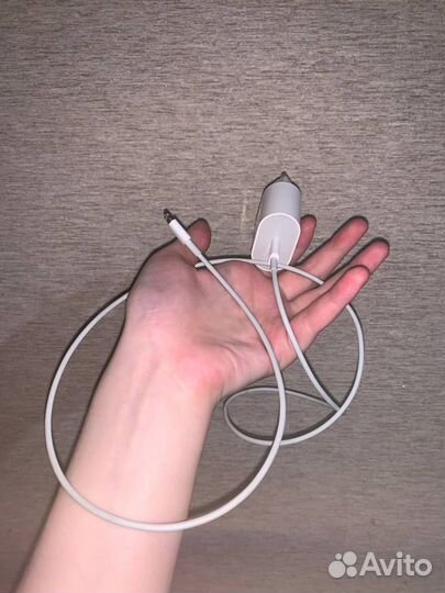 Оригинальная зарядка на iPhone (lightning + блок)