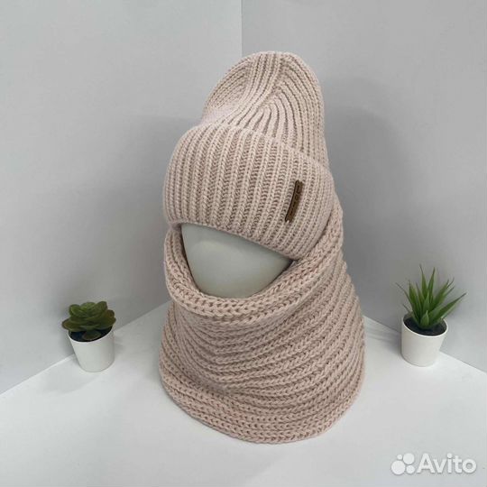 Комплект шапка и снуд