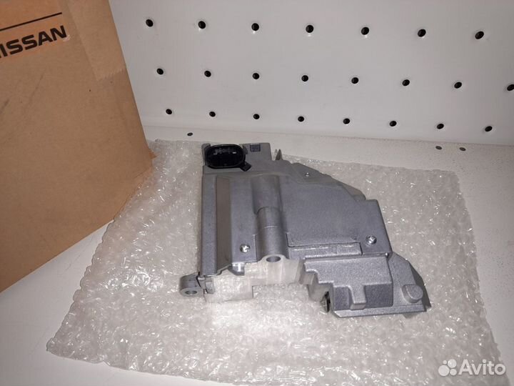 Nissan X-Trail Блок управления рулевым усилителем