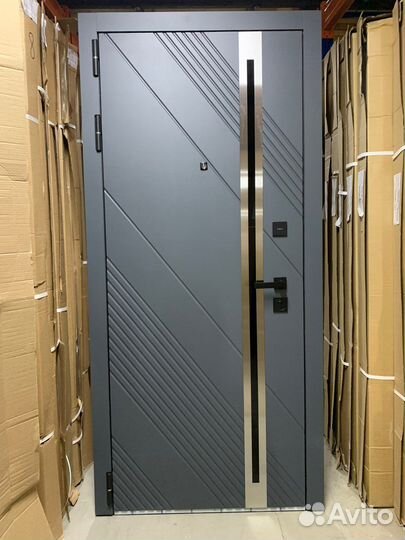 Дверь входная металлическая