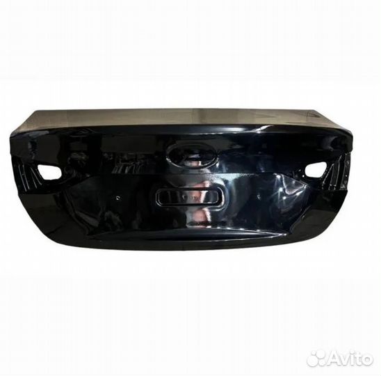 Крышка багажника кофейная на Hyundai Solaris 2