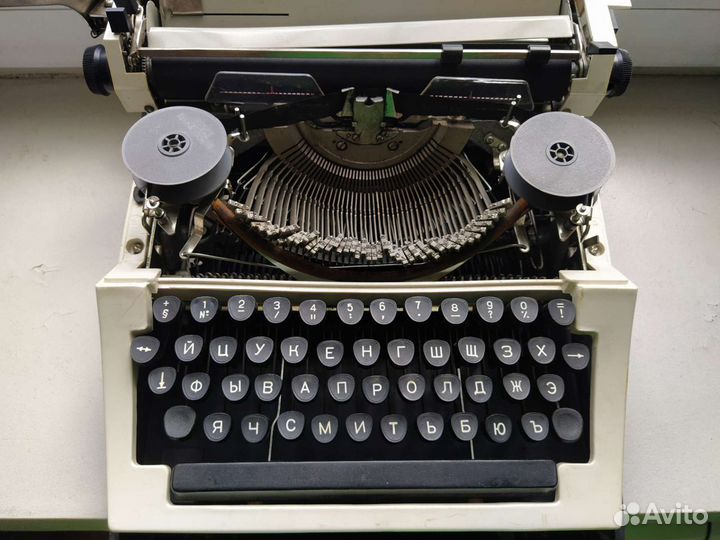 Пишущая машинка