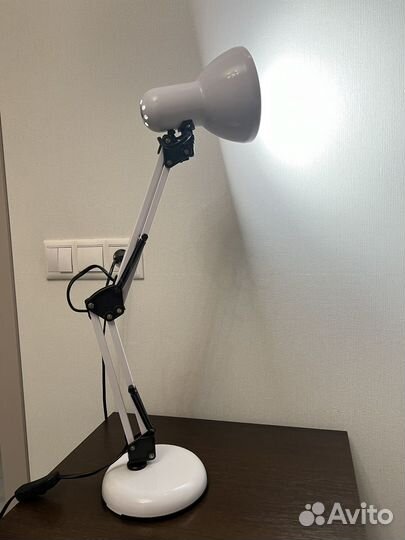 Лампа настольная