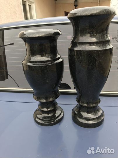 Вазы из гранита