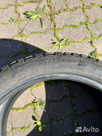 Michelin X-Ice North 4 SUV 295/35 R21