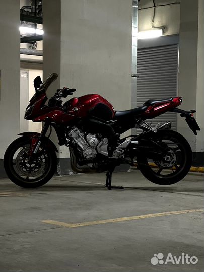 Yamaha FZ1