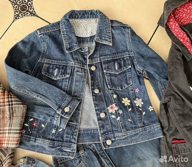 Комплект одежды для девочки на 4 г