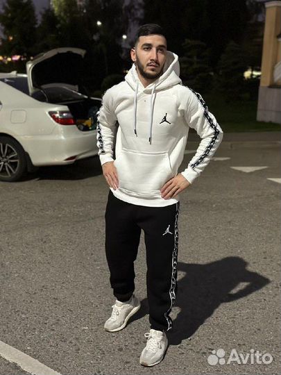 Спортивный костюм на флисе Jordan
