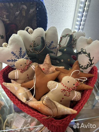 Елочные игрушки