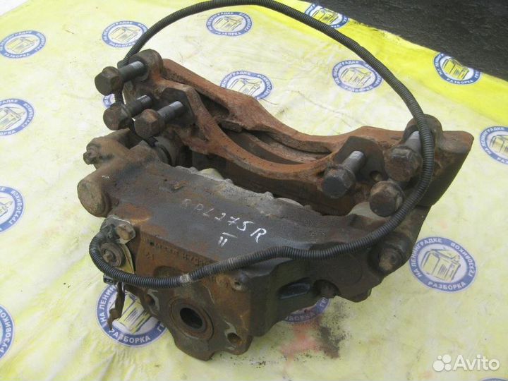 Суппорт передний правый / задний правый 5001866509