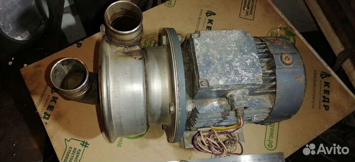 Электронасос для подачи агрессивной горячей и холо