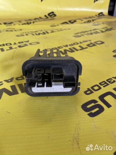 Резистор отопителя Opel Astra H