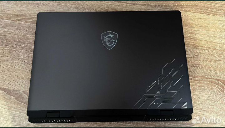 Игровой ноутбук MSI Crosshair