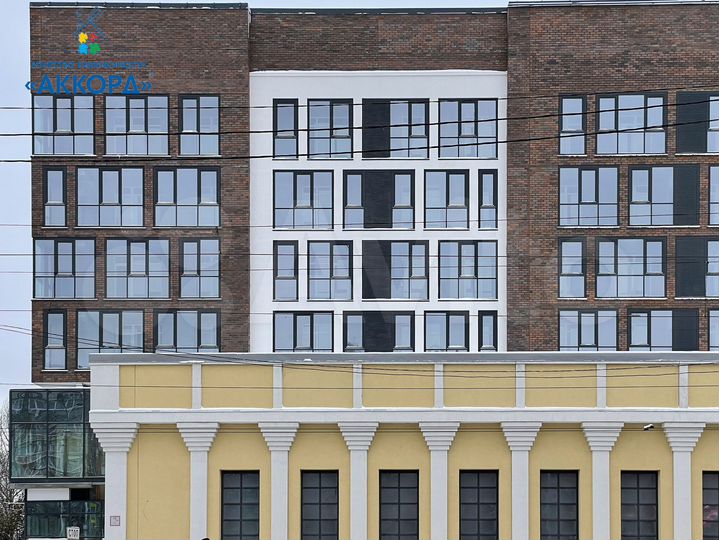 2-к. квартира, 65 м², 5/17 эт.