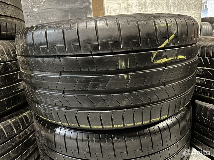 Pirelli P Zero PZ4 285/30 R21