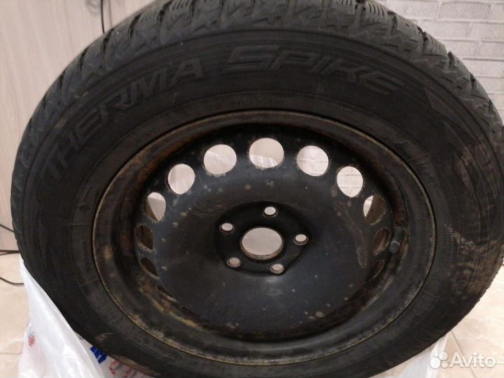 Nitto Therma Spike R16