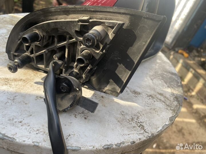 Зеркало правое peugeot 307 sw