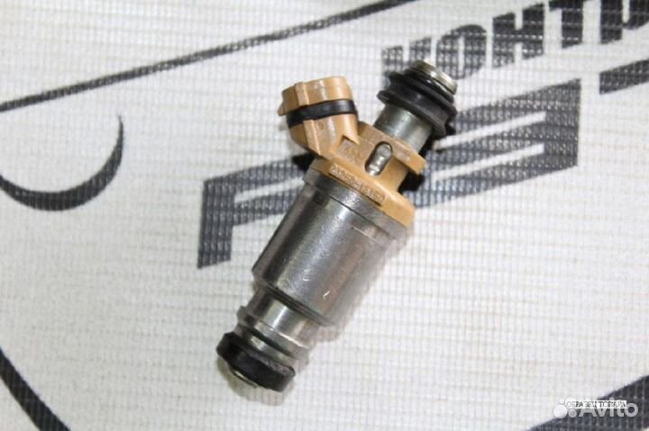 Форсунка toyota 4A-FE 5A-FE 2325016150 2320916150