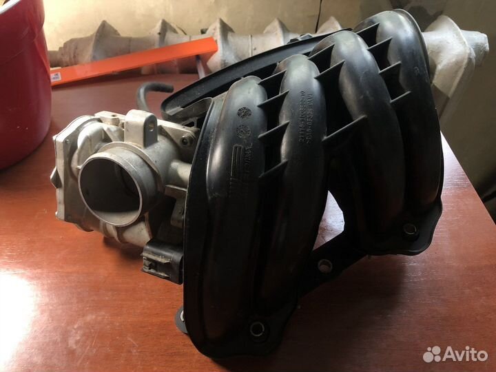 Модуль впуска с дросельной заслонкой