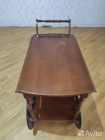 Журнальный столик