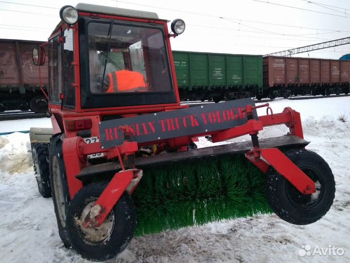 Услуги трактора: Уборка снега,Почистим,Подметем