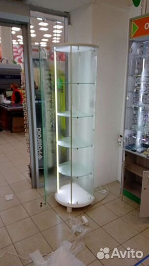 Витрина стеклянная