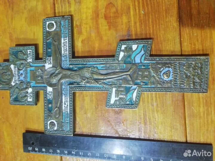 Старинный крест