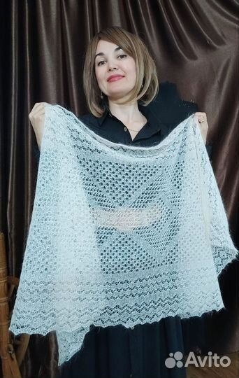 Палантин пуховый ручной работы