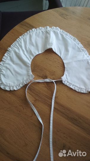 Воротник съемный белый