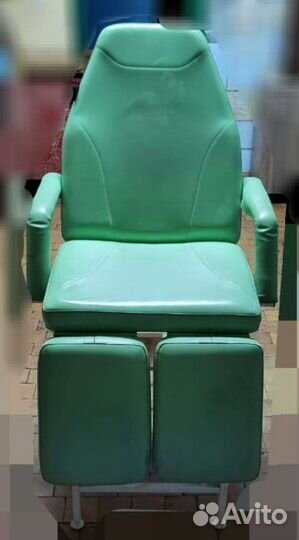 Кресло маникюрноее