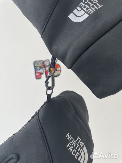 Перчатки the north face