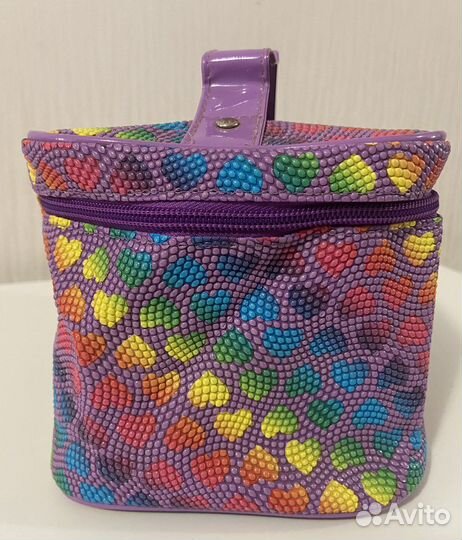 Косметичка на молнии с зеркалом сиреневая