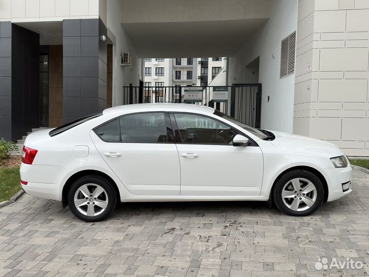 Skoda Octavia 1.4 AMT, 2015, 144 900 км