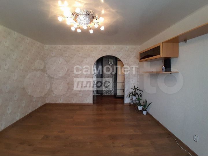 4-к. квартира, 79,9 м², 2/9 эт.