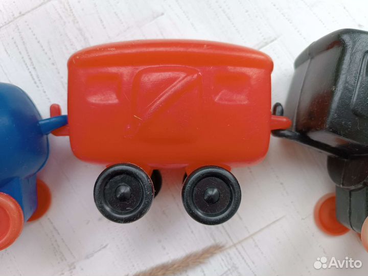 Детские игрушки СССР поезд дутыш Ленигрушка
