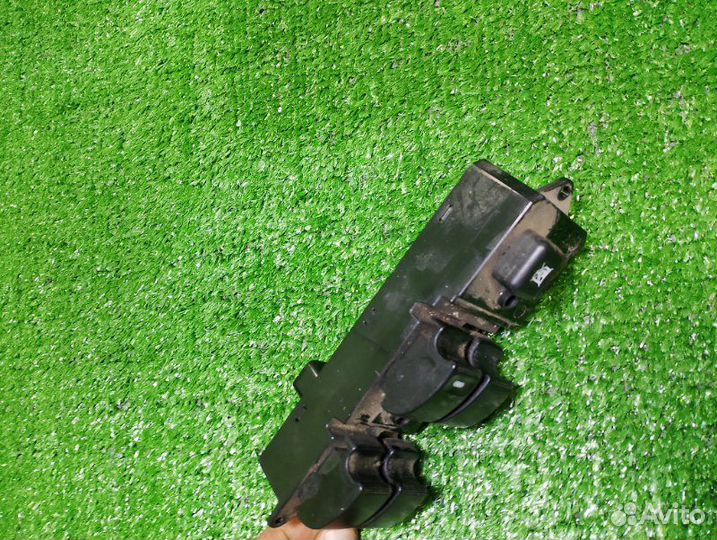 Блок управления стеклоподъемниками Mitsubishi