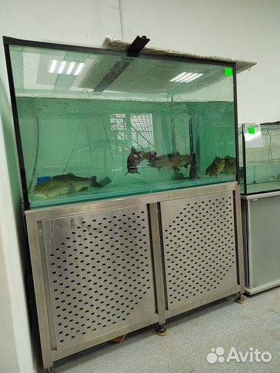 Аквариум с тумбой 500 литров