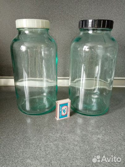 Банка стеклянная