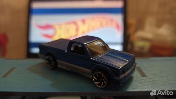 Машинки hot wheels и мини-купер