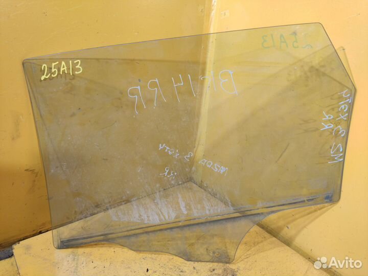 Стекло заднее правое для Mazda 3 BK