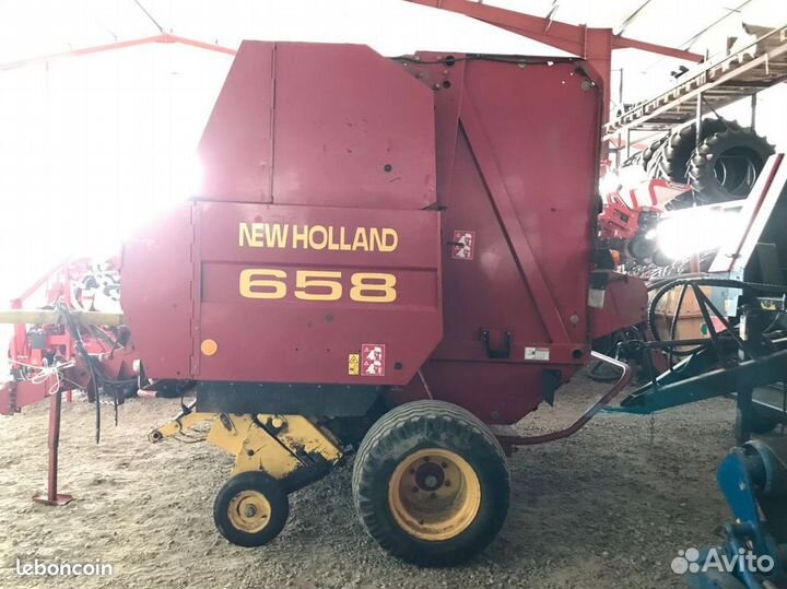 Пресс-подборщик New Holland 658, 2000