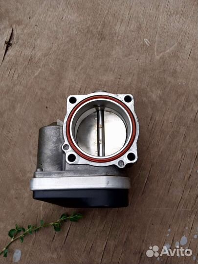 Дроссельная заслонка n46b20